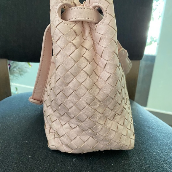 Bottega Veneta Bella Tote - Picture 3 of 9